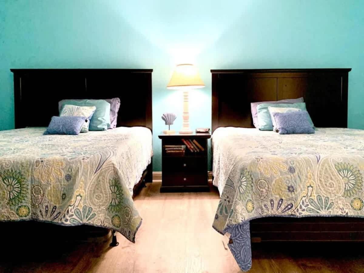*Wonderful Amenities*Queen Beds * Pools & More*C50 미를 비치 외부 사진